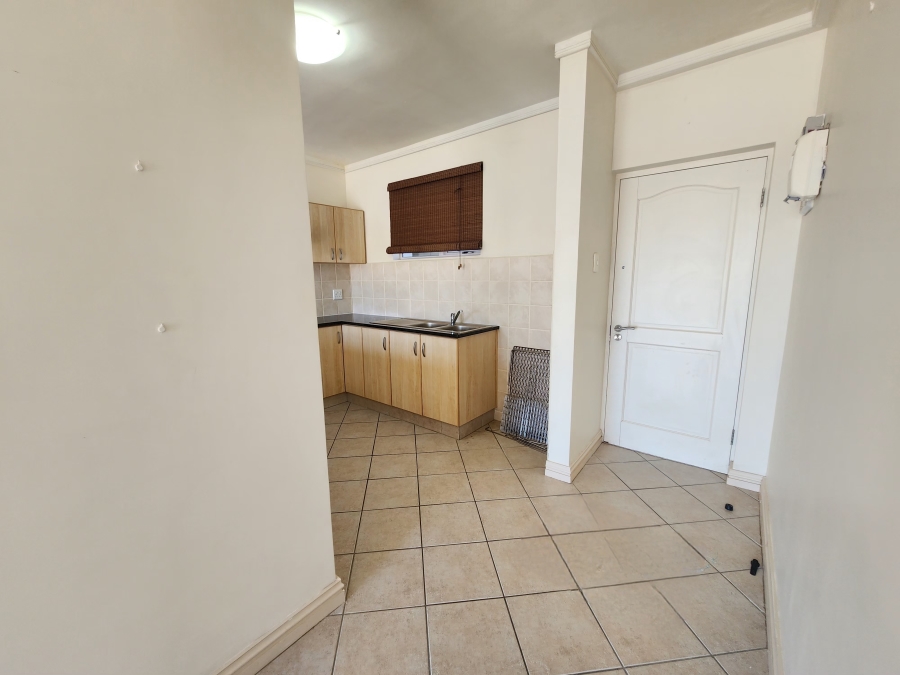 2 Bedroom Property for Sale in Reebok Western Cape